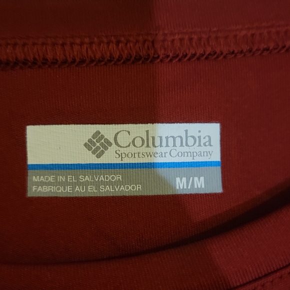 Columbia red long-sleeved Medium PFG shirt. - Picture 6 of 7